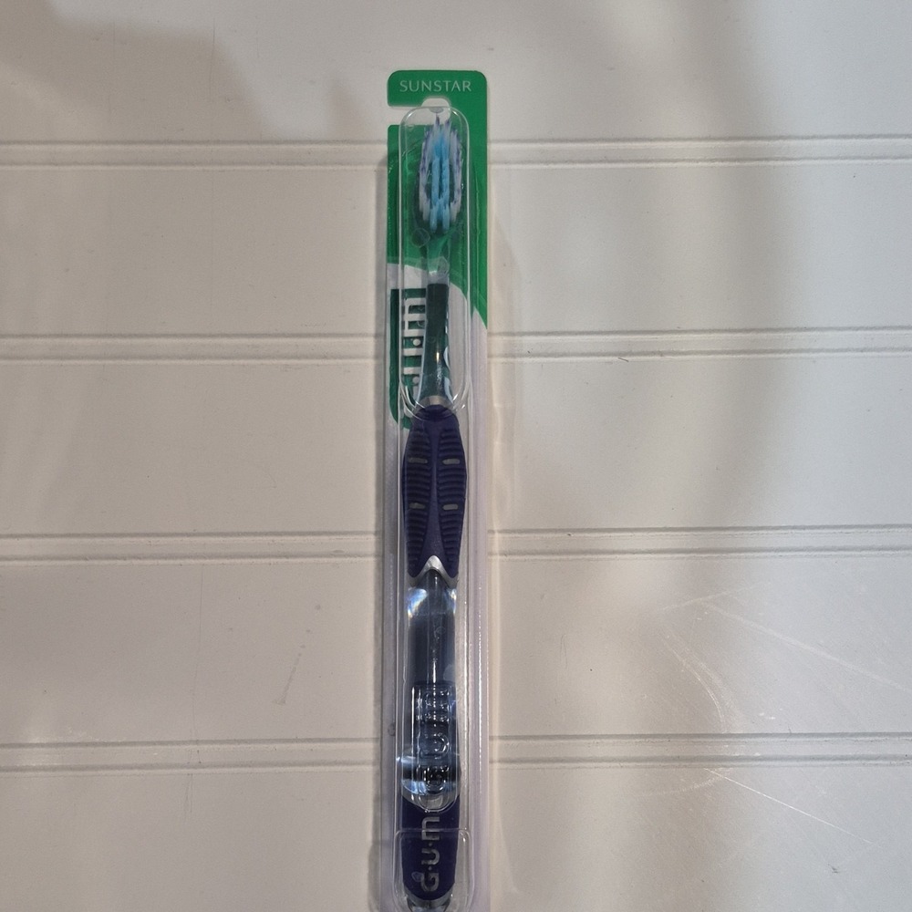 GUM 525 Deep Clean Compact Soft Toothbrush Blue Nylon Bristles Plastic Handle